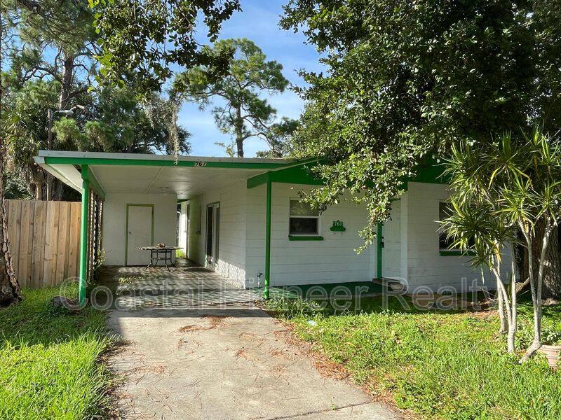 House for rent at 767 19th Ave S, Saint Petersburg, FL 33705