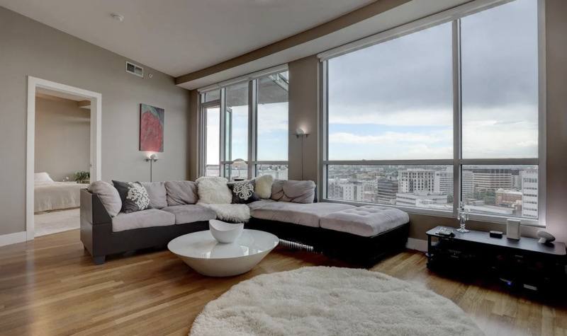 Condo for rent at 2001 Lincoln St #1910, Denver, CO 80202