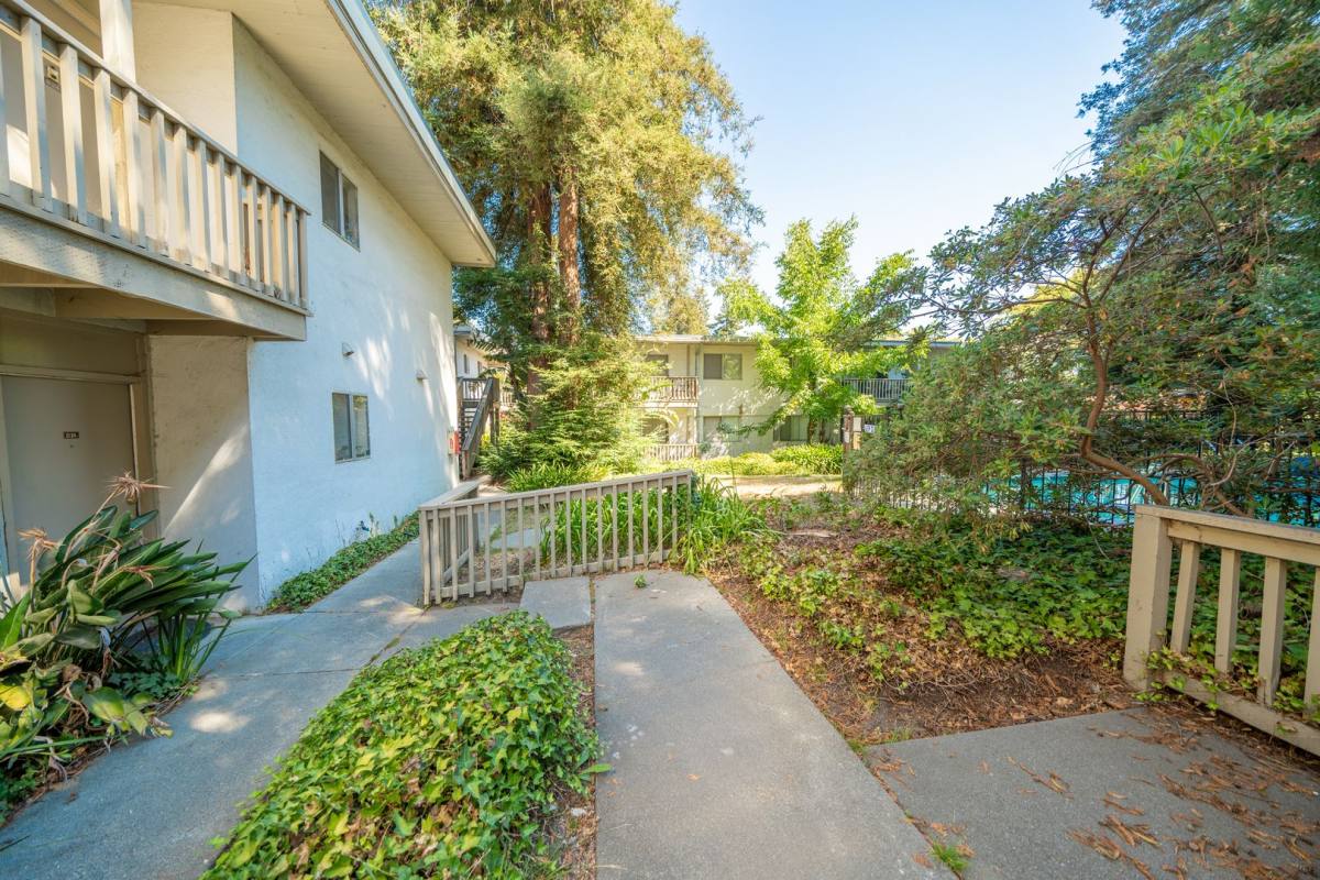 Apartment for rent at 4230 San Pablo Dam Rd, El Sobrante, CA 94803