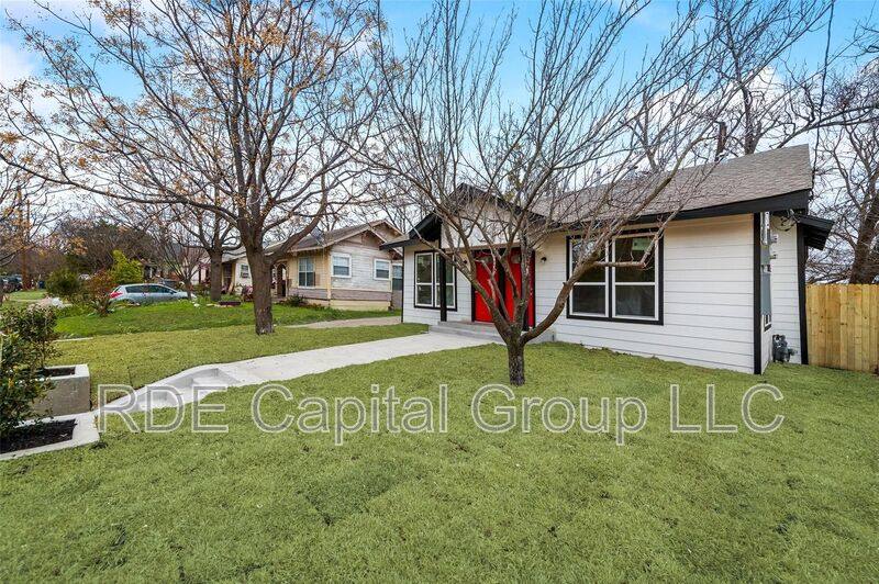 Apartment for rent at 5212 Parry Ave, Dallas, TX 75223