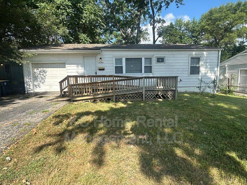 House for rent at 10742 Blue Ridge Blvd, Kansas City, MO 64134