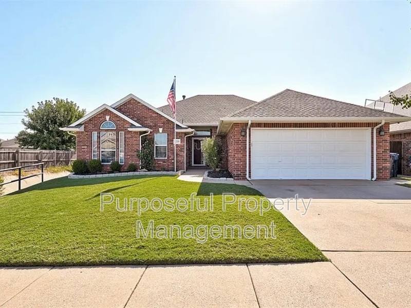 House for rent at 7320 Stinchcomb Dr, Oklahoma City, OK 73132