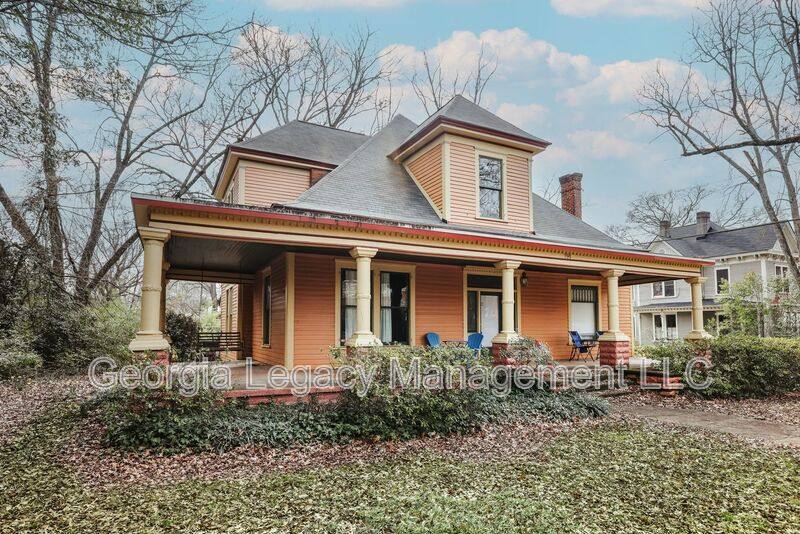 Apartment for rent at 295 Oglethorpe Ave #3, Athens, GA 30601
