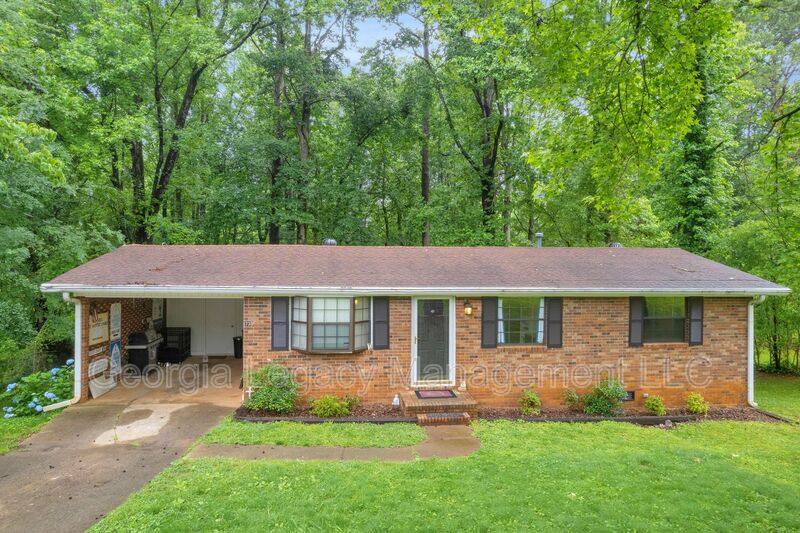 House for rent at 73 Leigh St, Commerce, GA 30529