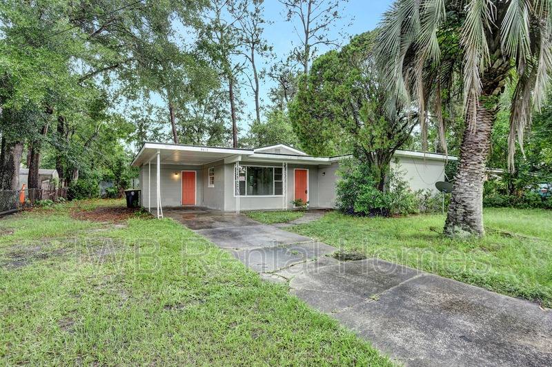 House for rent at 9613 Priory Ave, Jacksonville, FL 32208