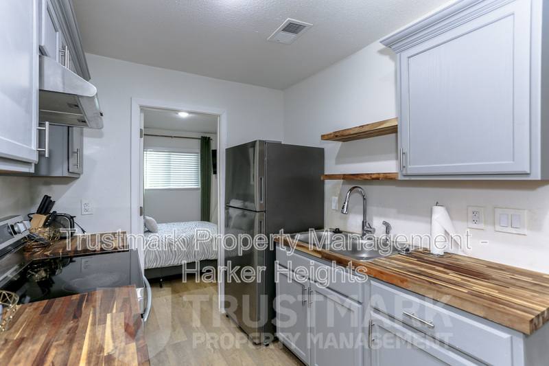 Apartment for rent at 614 Adams Ave #4, Killeen, TX 76541