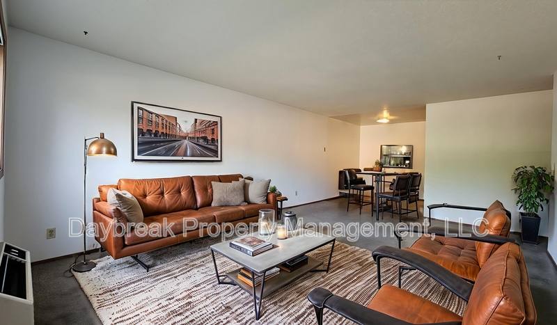 Apartment for rent at 1842 14th St S #10, Fargo, ND 58103