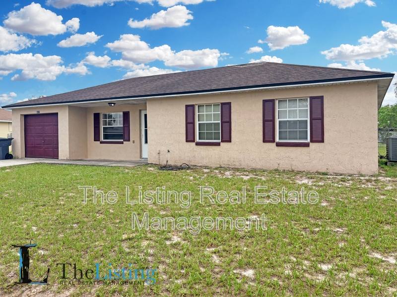 House for rent at 5637 Viburnum Court, Polk City, FL 33868