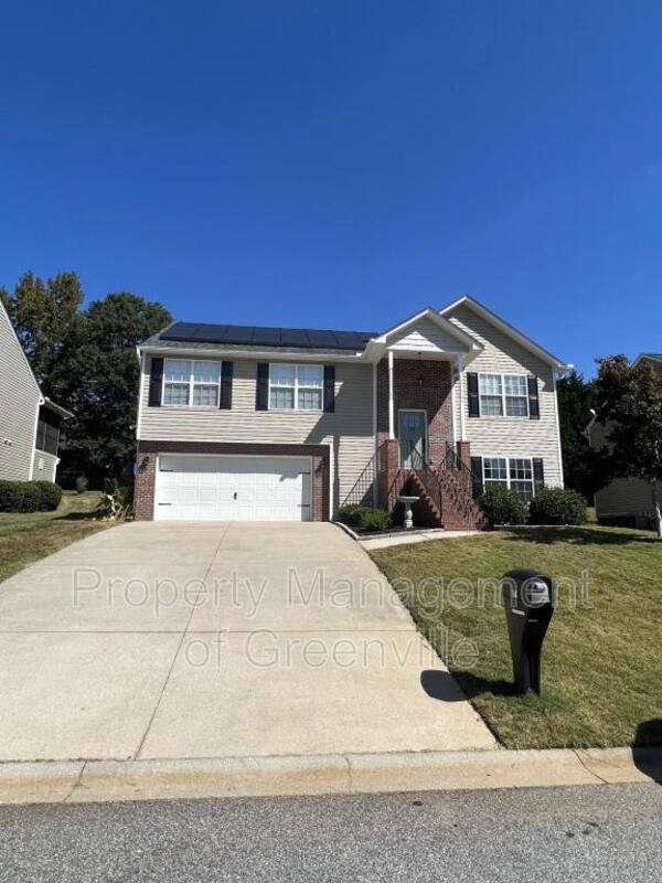 House for rent at 34 Spring Fellow Lane, Taylors, SC 29687