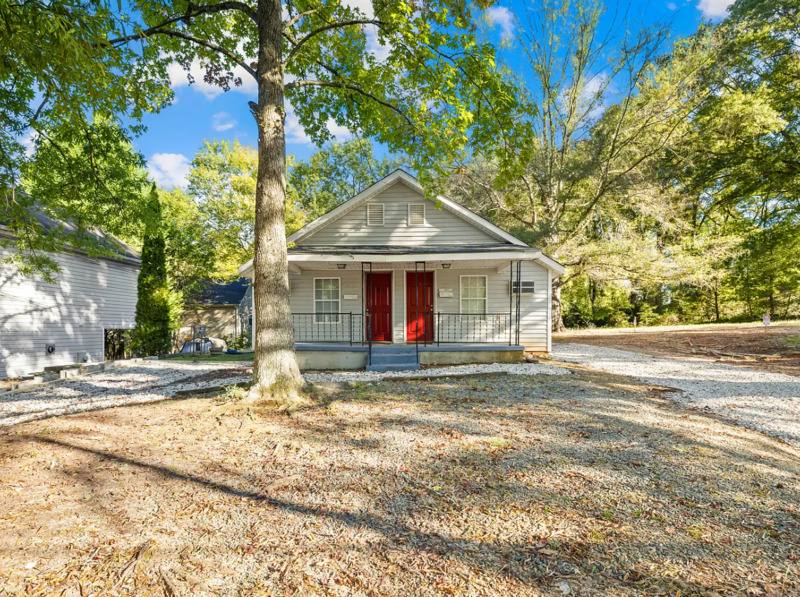 Apartment for rent at 532 E Iredell Ave #A, Mooresville, NC 28115