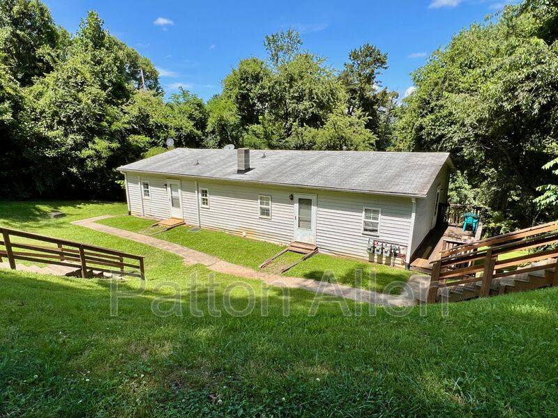 Apartment for rent at 239 Cedar Hill Rd #23 Swager, Asheville, NC 28806