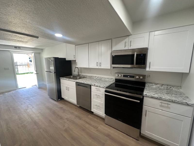 Apartment for rent at 936 E Nichols Ave, Layton, UT 84040