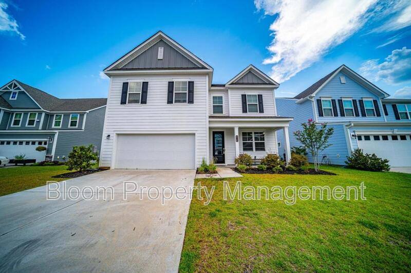 House for rent at 107 Goose Rd, Summerville, SC 29483