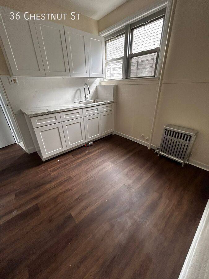 Apartment for rent at 36 Chestnut St, Yonkers, NY 10701