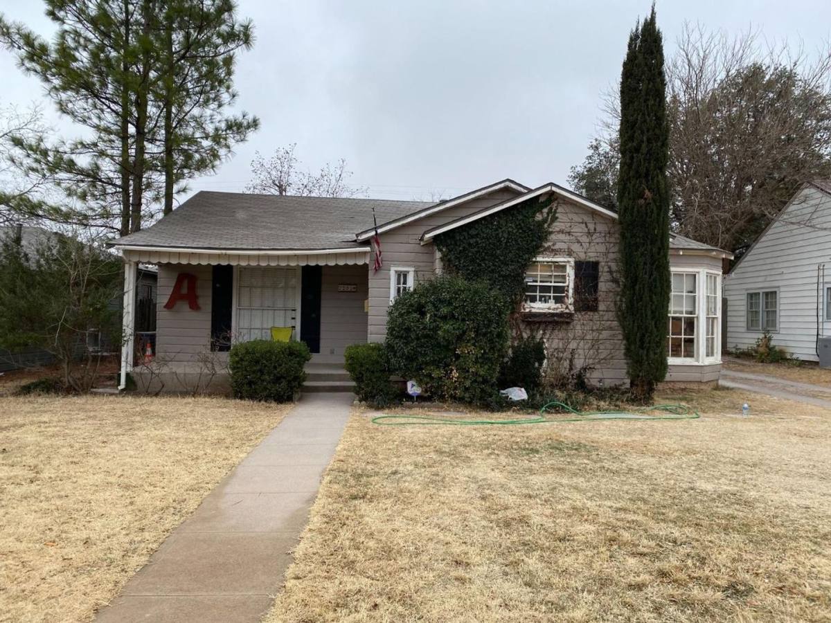 House for rent at 2203 31st St, Lubbock, TX 79411