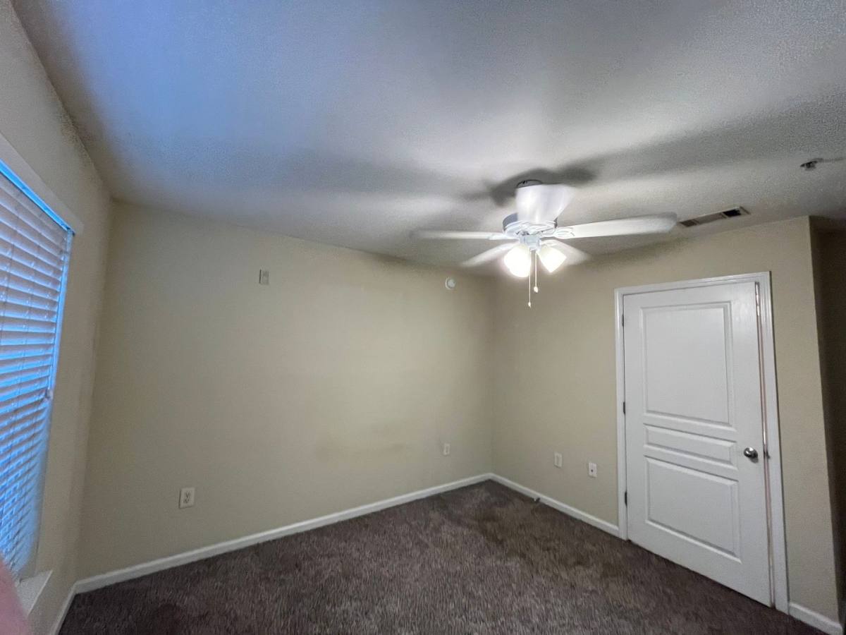 Apartment for rent at 1130 Tree Top Way, Knoxville, TN 37920
