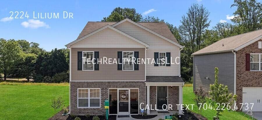House for rent at 2224 Lilium Dr, Charlotte, NC 28216