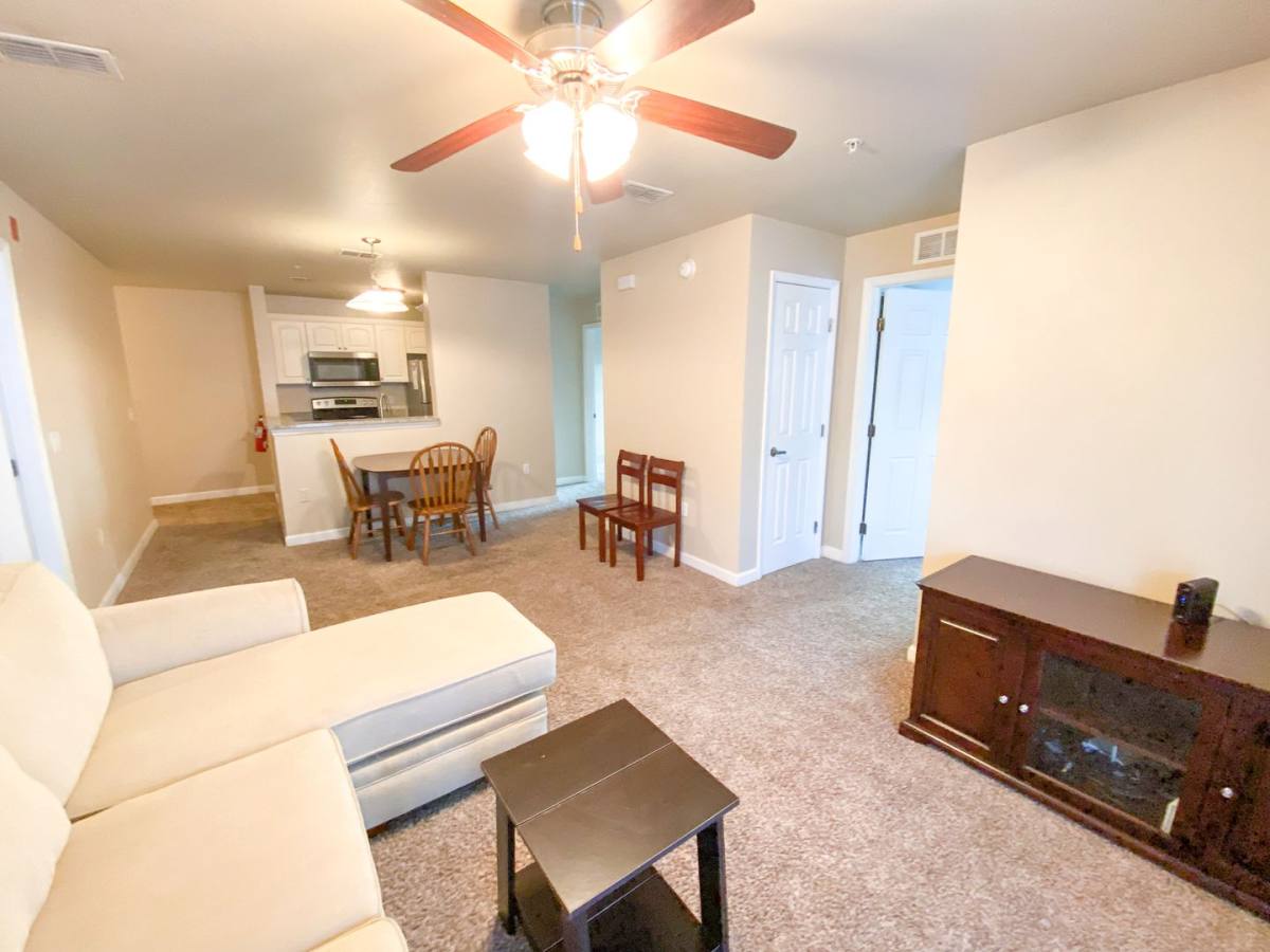 Apartment for rent at 921 SW Depot Ave, Gainesville, FL 32601