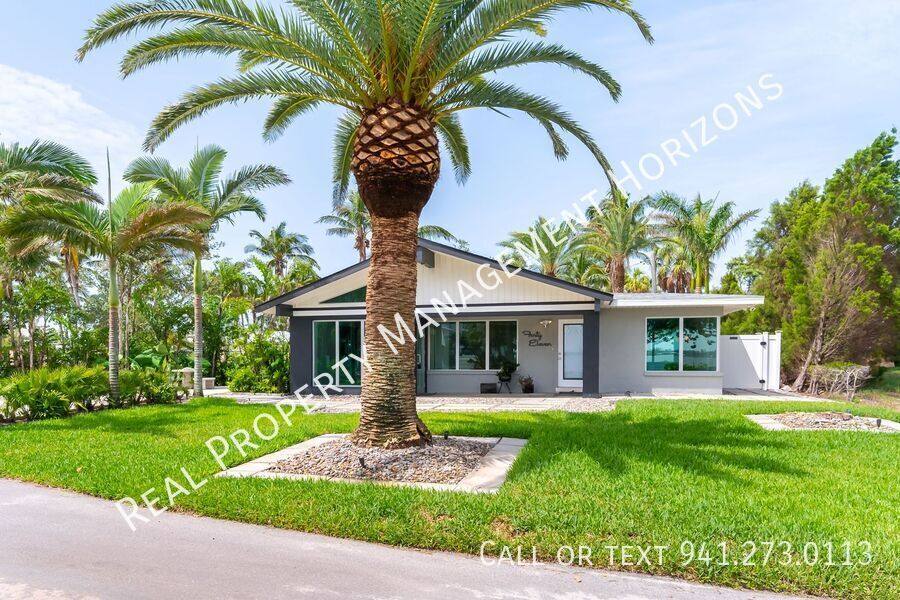 House for rent at 4011 11th St Court W, Palmetto, FL 34221