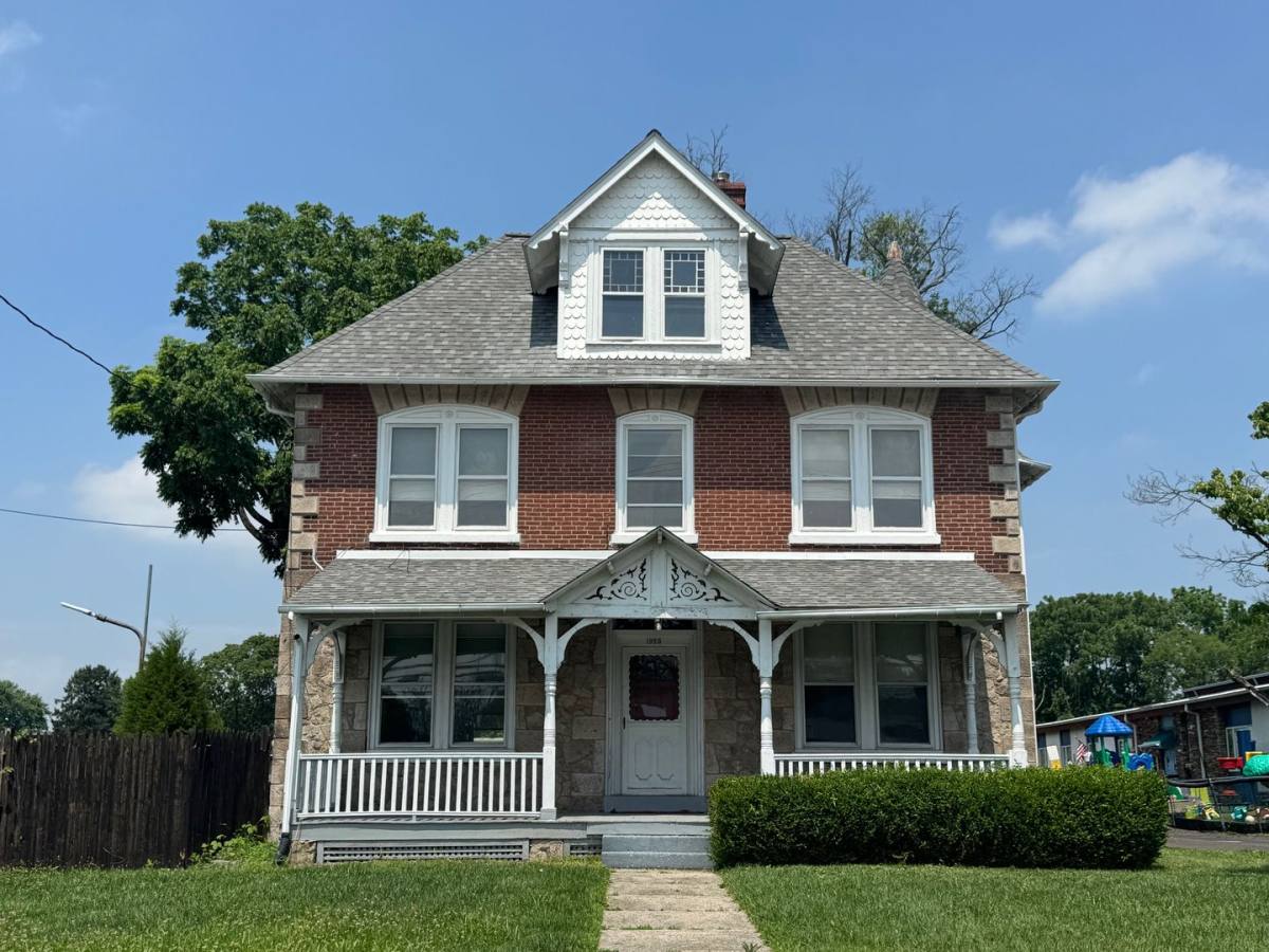 House for rent at 1925 W Main St, Norristown, PA 19403