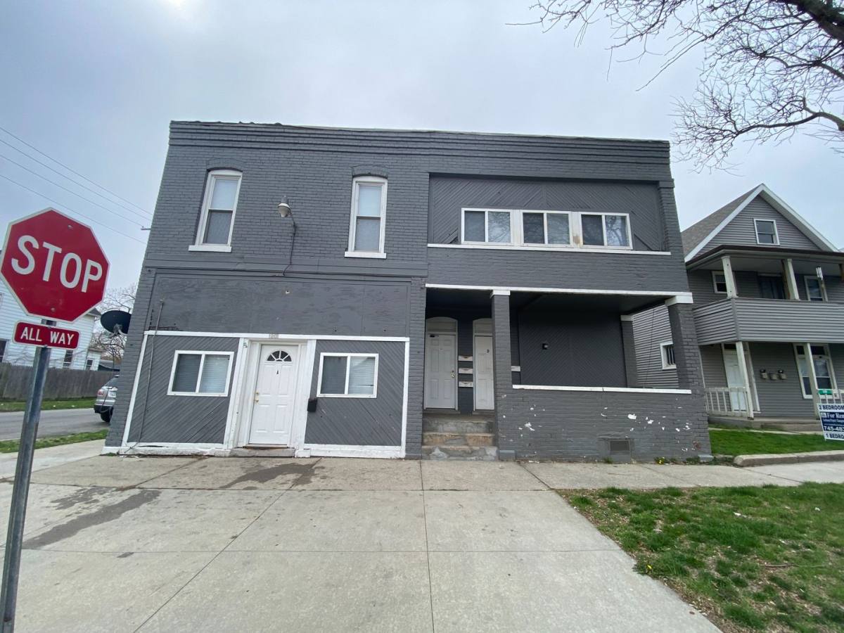 Apartment for rent at 1201 Saint Marys Ave, Fort Wayne, IN 46808