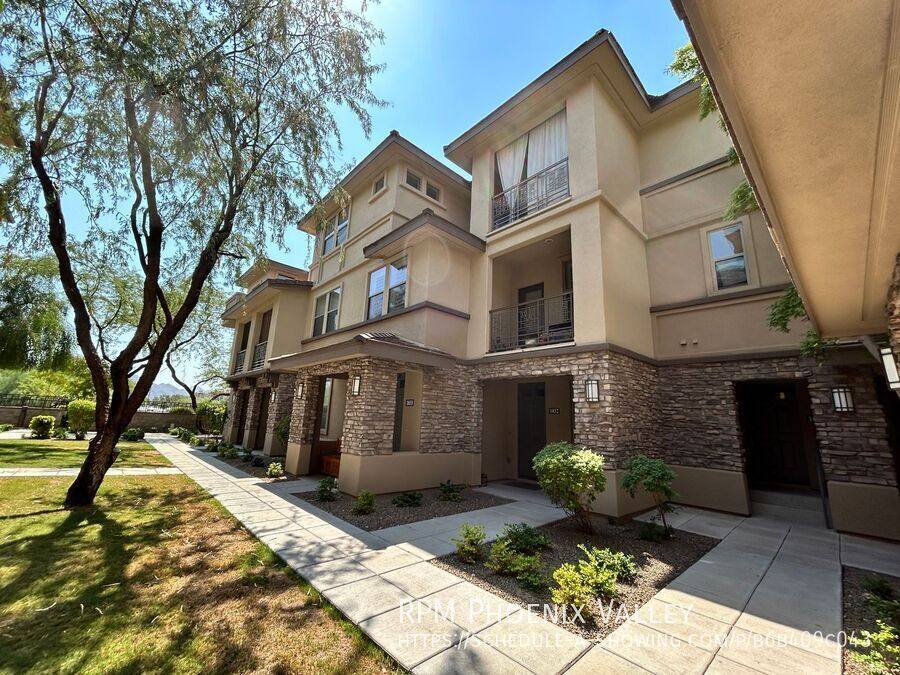 Townhouse for rent at 17850 N 68th #1028, Phoenix, AZ 85054