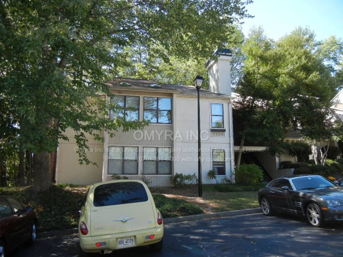 Condo for rent at 2104 Huntingdon Chase, Atlanta, GA 30350