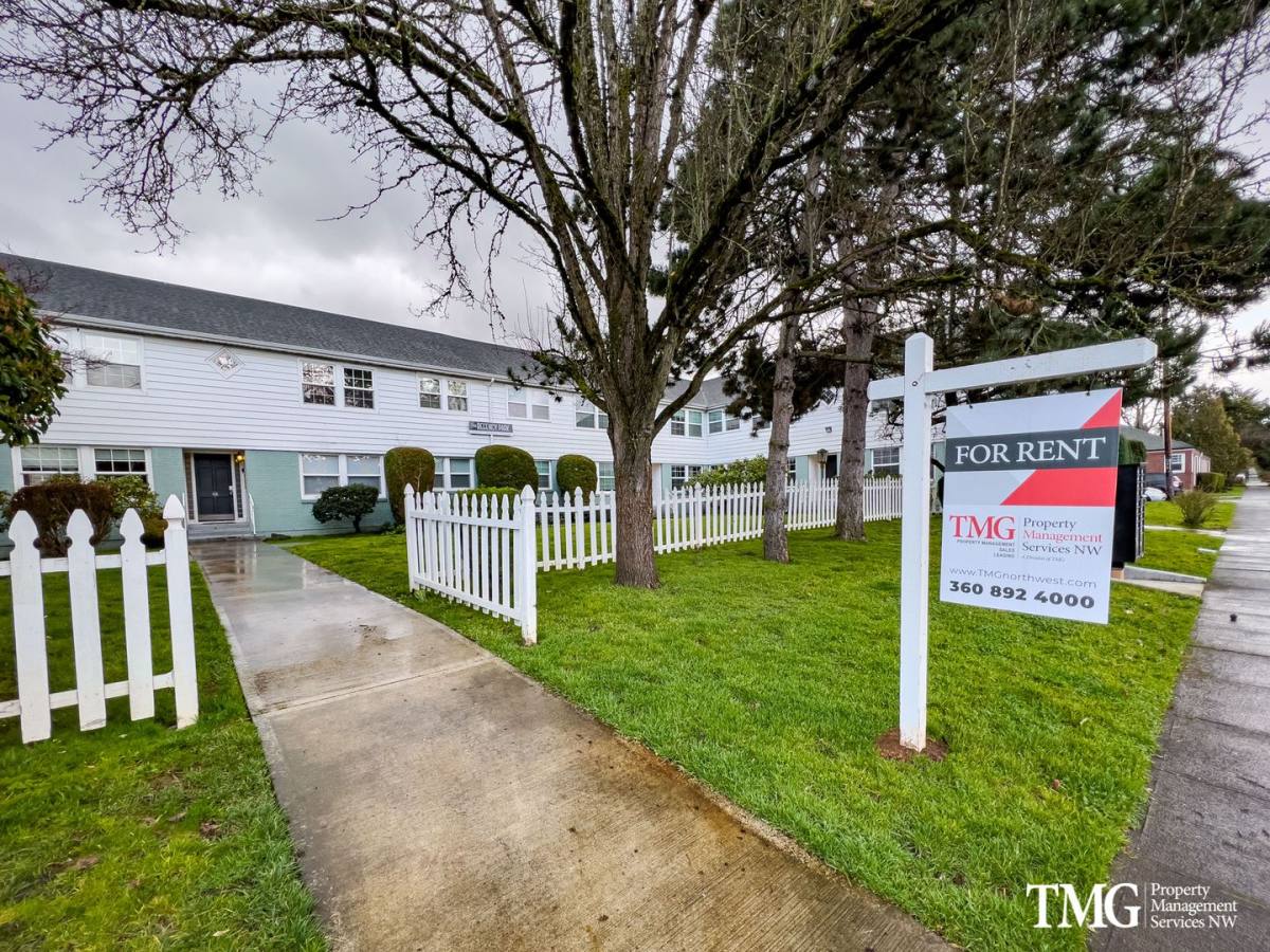 Apartment for rent at 5026 NE 31st Ave, Portland, OR 97211