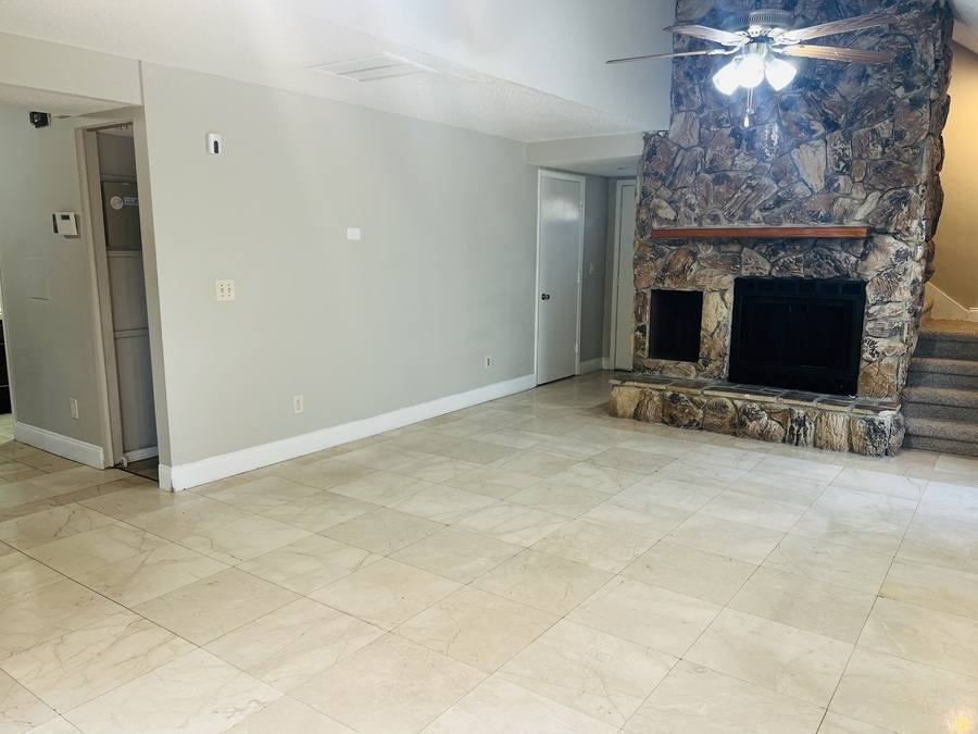 Townhouse for rent at 818 Libra St, Jacksonville, FL 32216