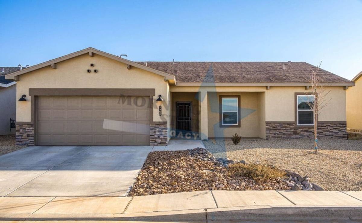 House for rent at 7100 Aretha Way, Las Cruces, NM 88012