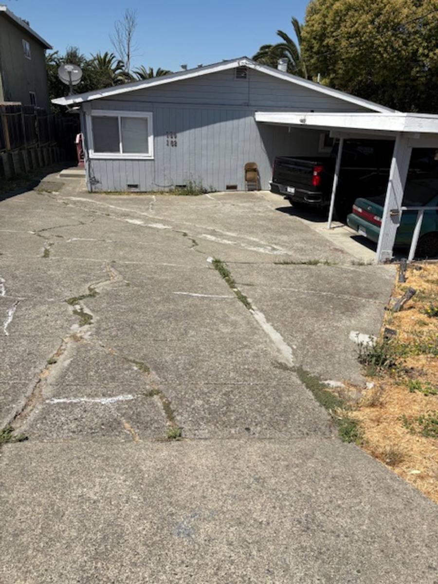 Apartment for rent at 160 Denio St, Vallejo, CA 94590