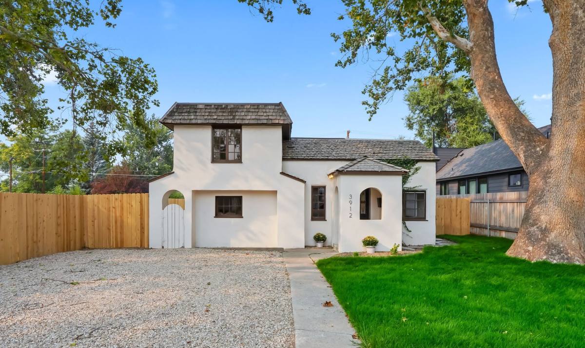 House for rent at 3912 W Grover St, Boise, ID 83705