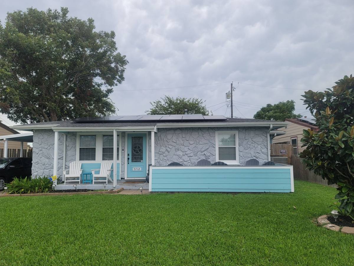 House for rent at 5712 Borden, Galveston, TX 77551