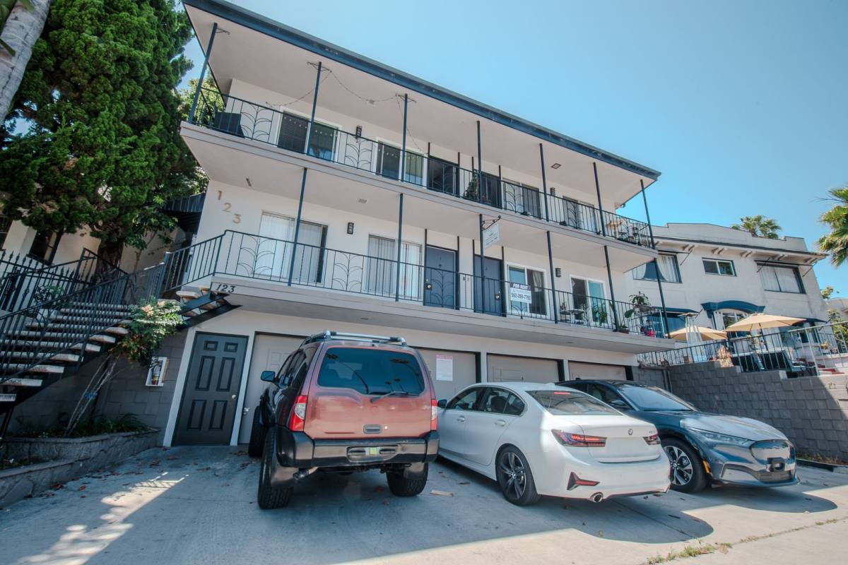 Apartment for rent at 123 Mira Mar Ave, Long Beach, CA 90803