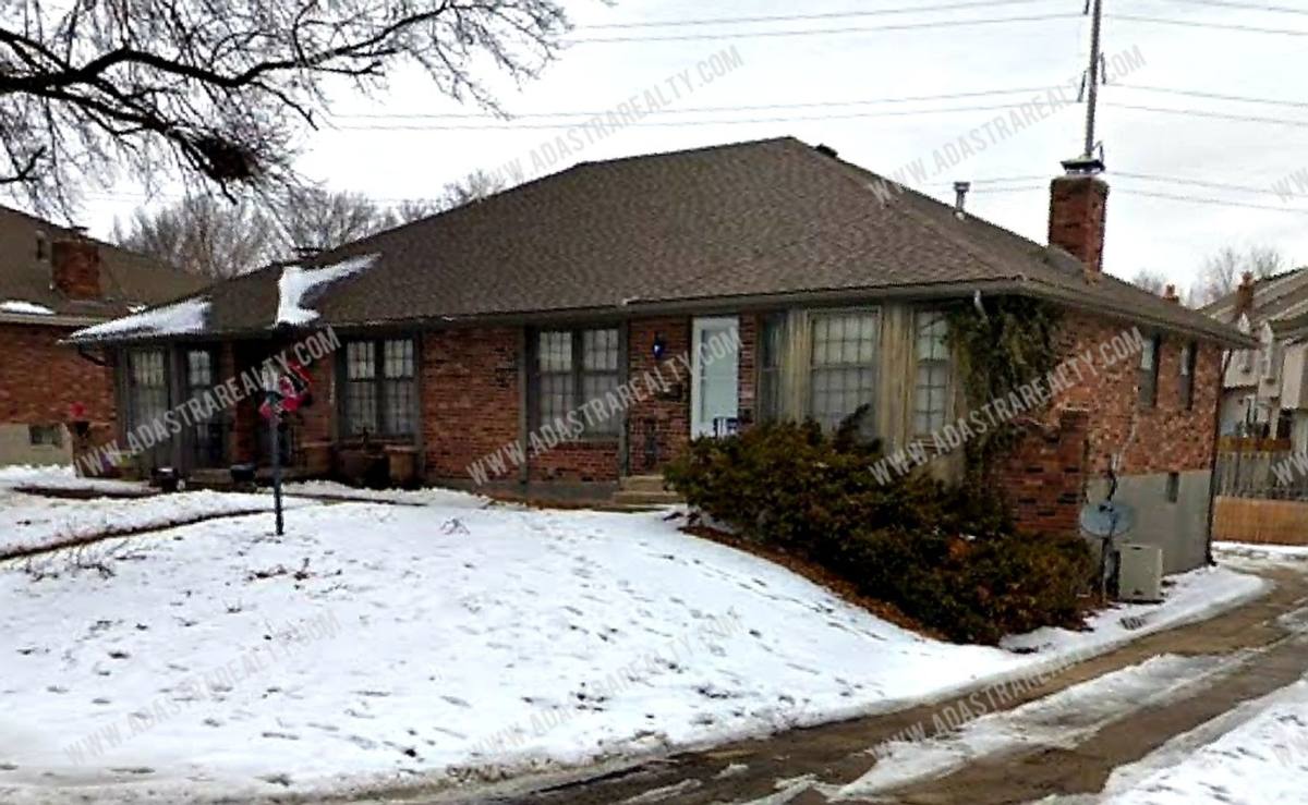 House for rent at 11802 E 60th St, Kansas City, MO 64133
