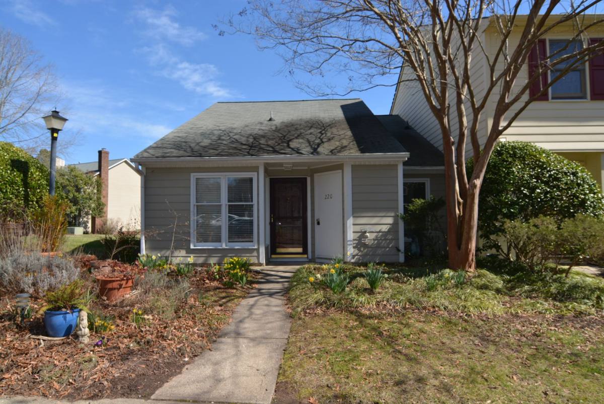 House for rent at 220 St Andrews, Chapel Hill, NC 27517