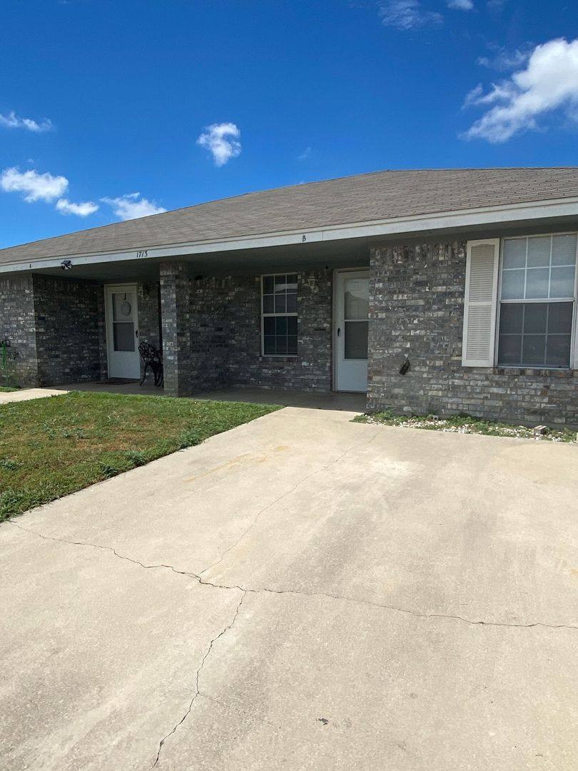 Apartment for rent at 1713 Windward Dr, Killeen, TX 76543