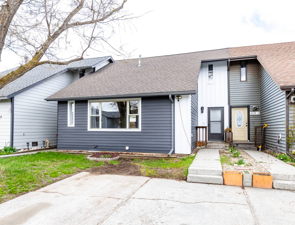 Apartment for rent at 909 Jeanette, Belgrade, MT 59714