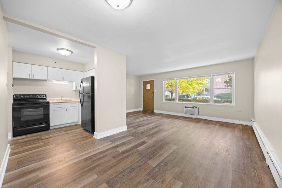 Apartment for rent at 7121 36th St #1 2, Berwyn, IL 60402