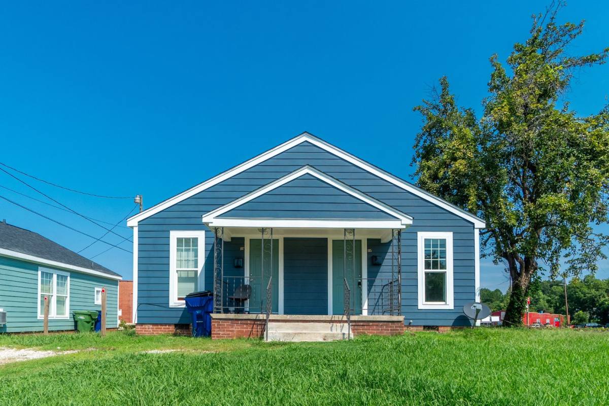 Apartment for rent at 109 Albany St, Graham, NC 27253