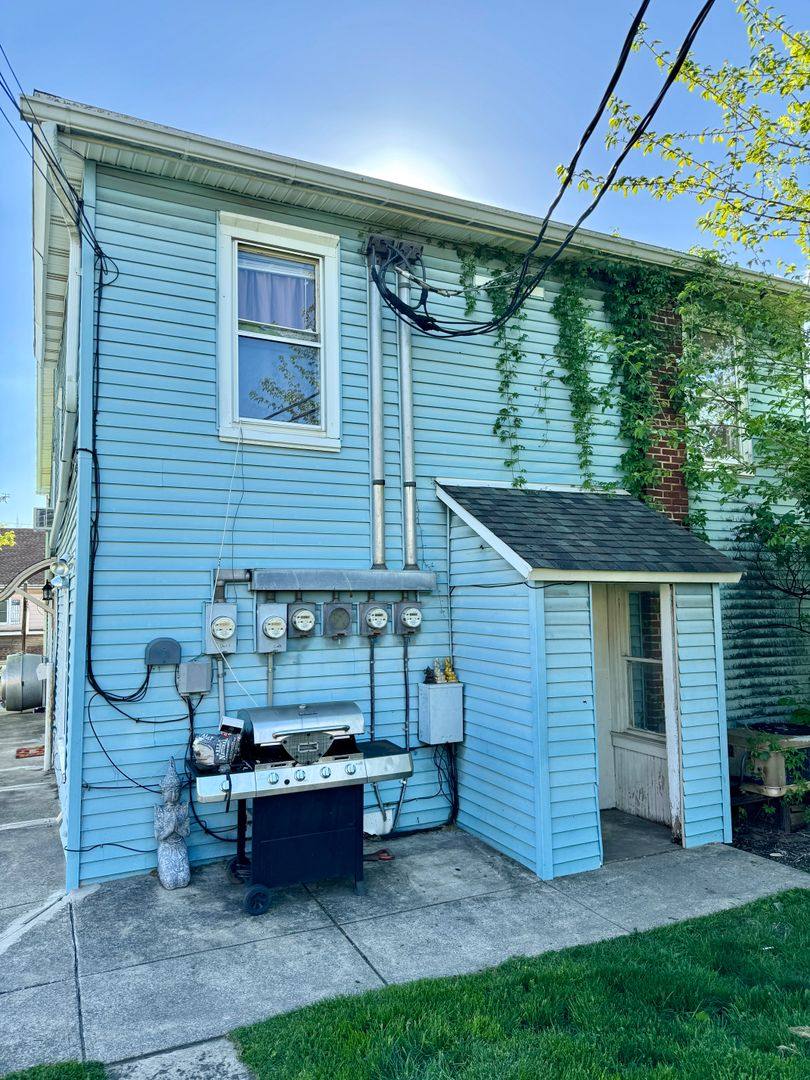 Apartment for rent at 961 Main St, Northampton, PA 18067