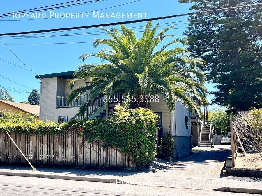 Apartment for rent at 1676-C Dwight Way, Berkeley, CA 94703