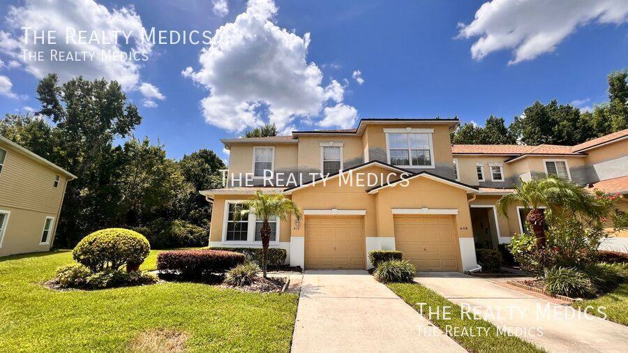 Townhouse for rent at 612 Old Pine Court, Sanford, FL 32773