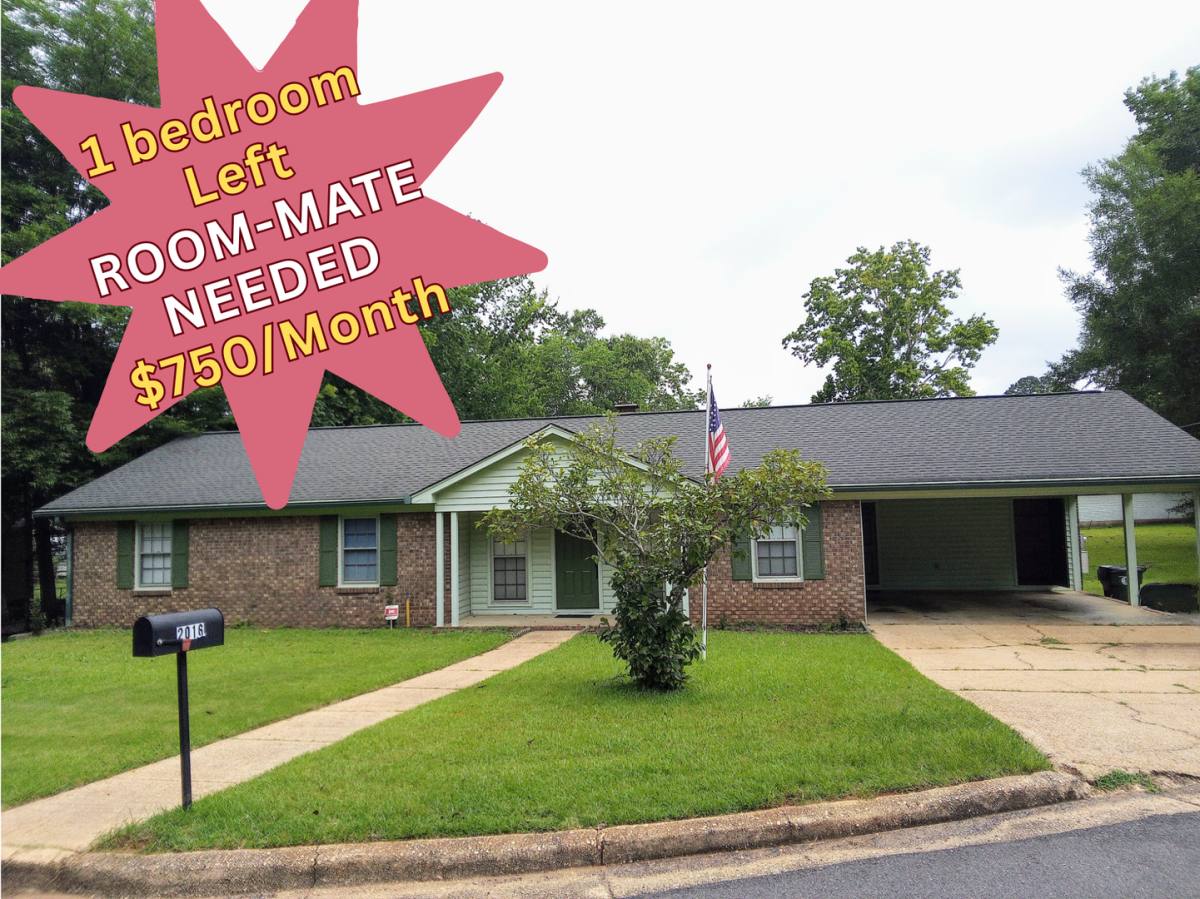House for rent at 2016 27th St E, Tuscaloosa, AL 35405