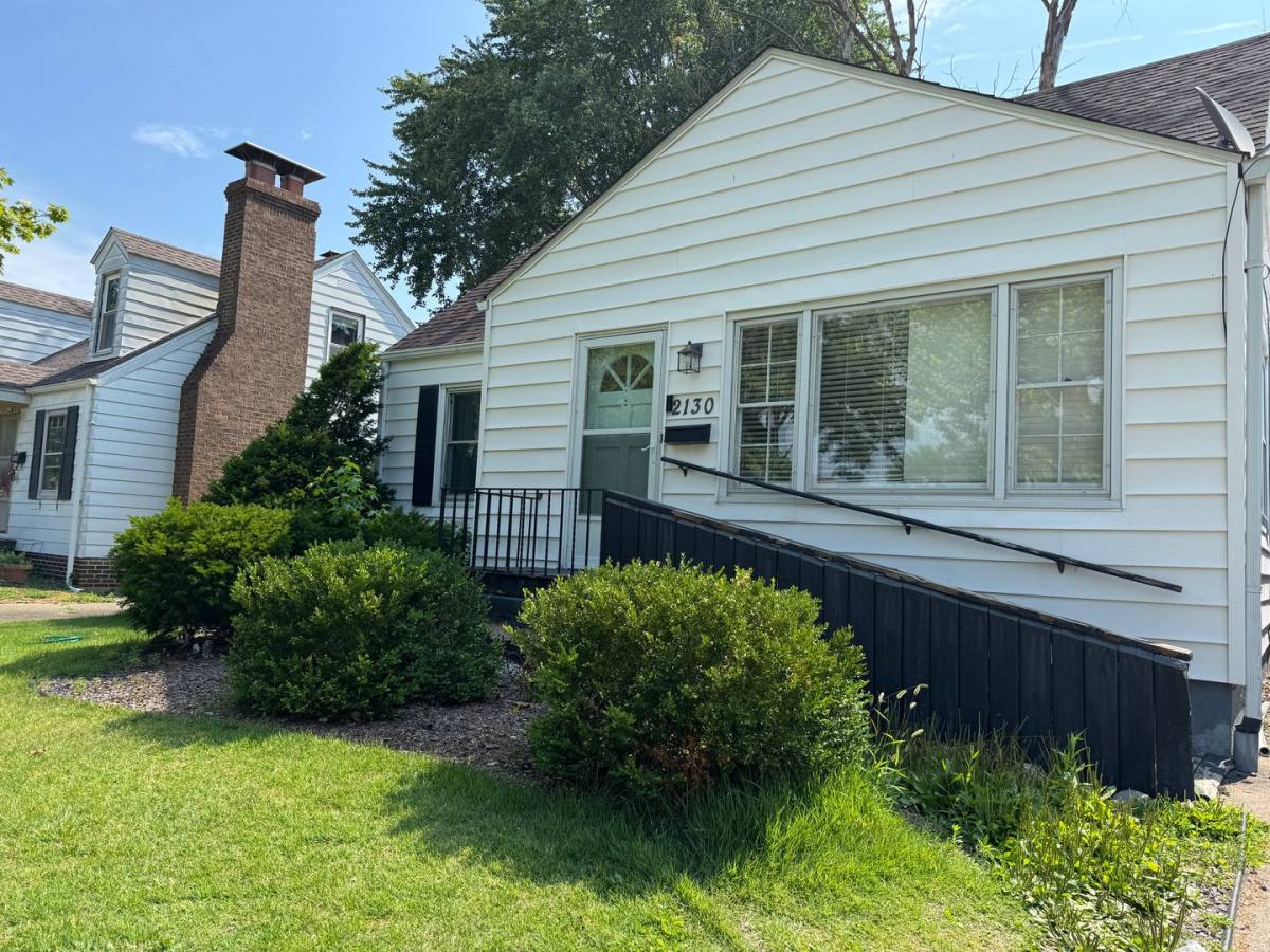 House for rent at 2130 N 6th St, Springfield, IL 62702