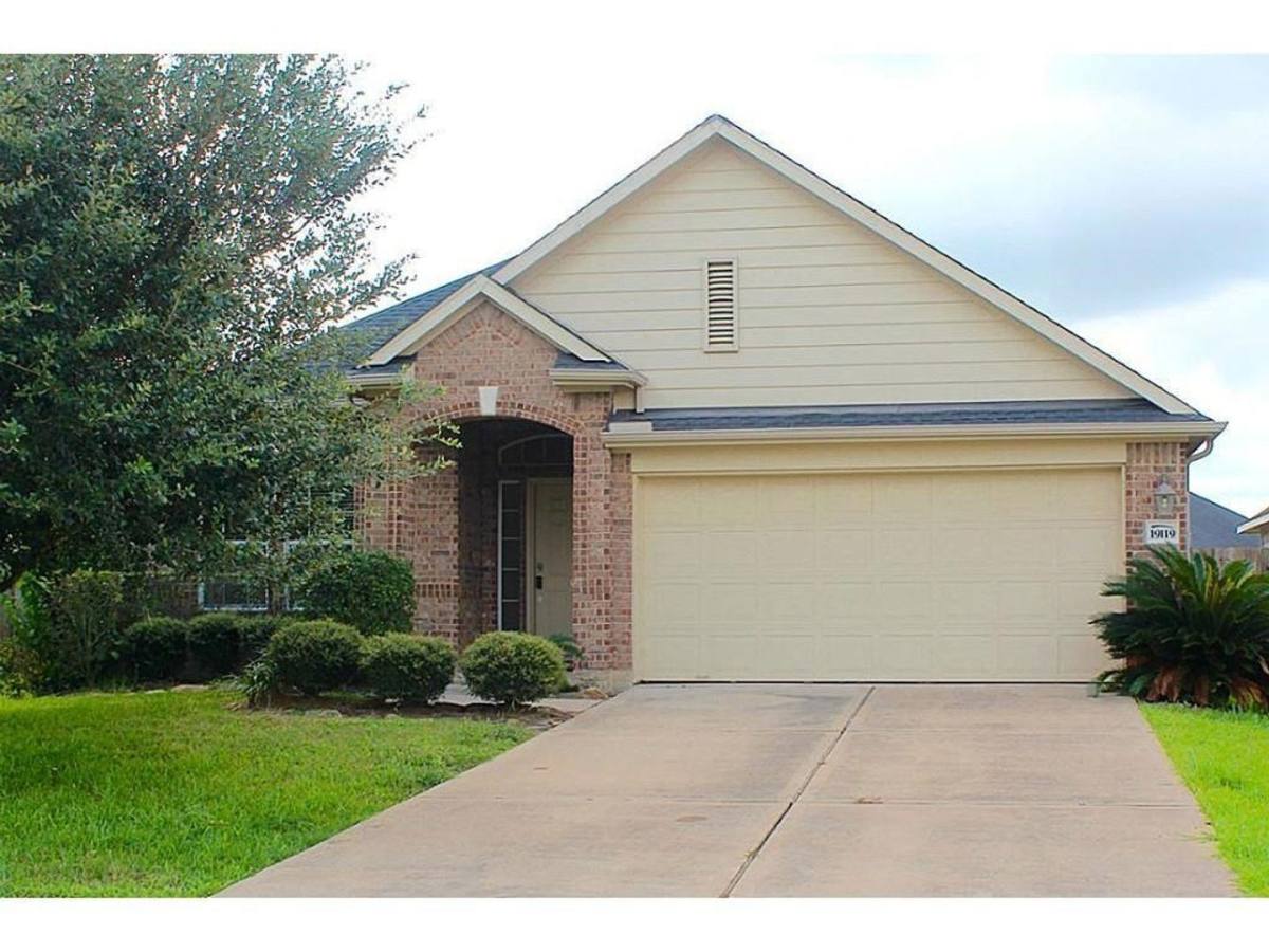 House for rent at 19119 Canyon Ferry Lane, Richmond, TX 77407