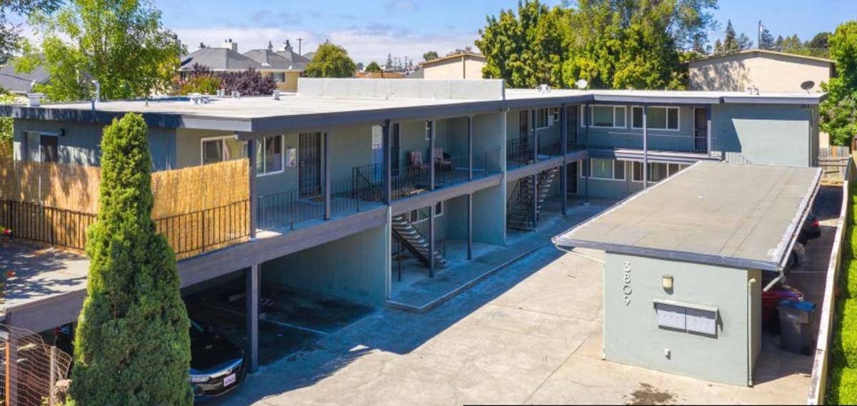 Apartment for rent at 3809 Maybelle Ave, Oakland, CA 94619