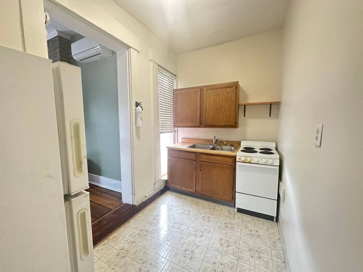 Apartment for rent at 365 S Upper St #3, Lexington, KY 40508