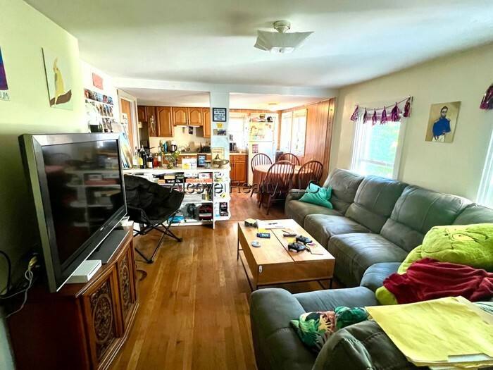 Apartment for rent at 28A Cherry St #2, Somerville, MA 02144
