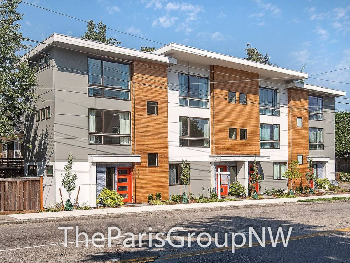 Townhouse for rent at 1401 Martin Luther King Jr Way, Seattle, WA 98122